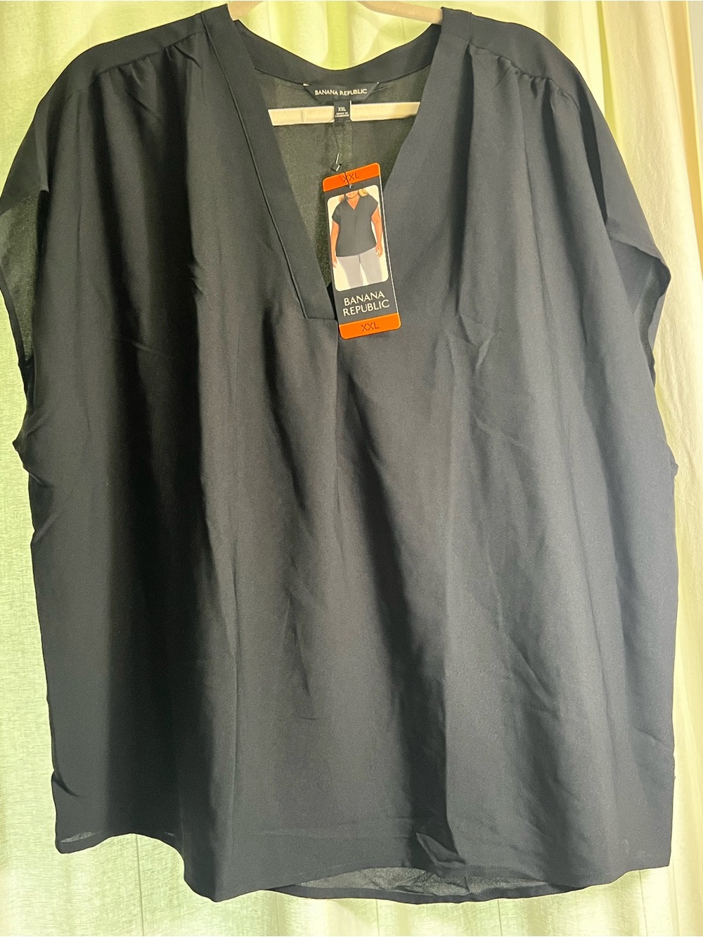 Banana Republic Black Short-Sleeve V-Neck Polo Top